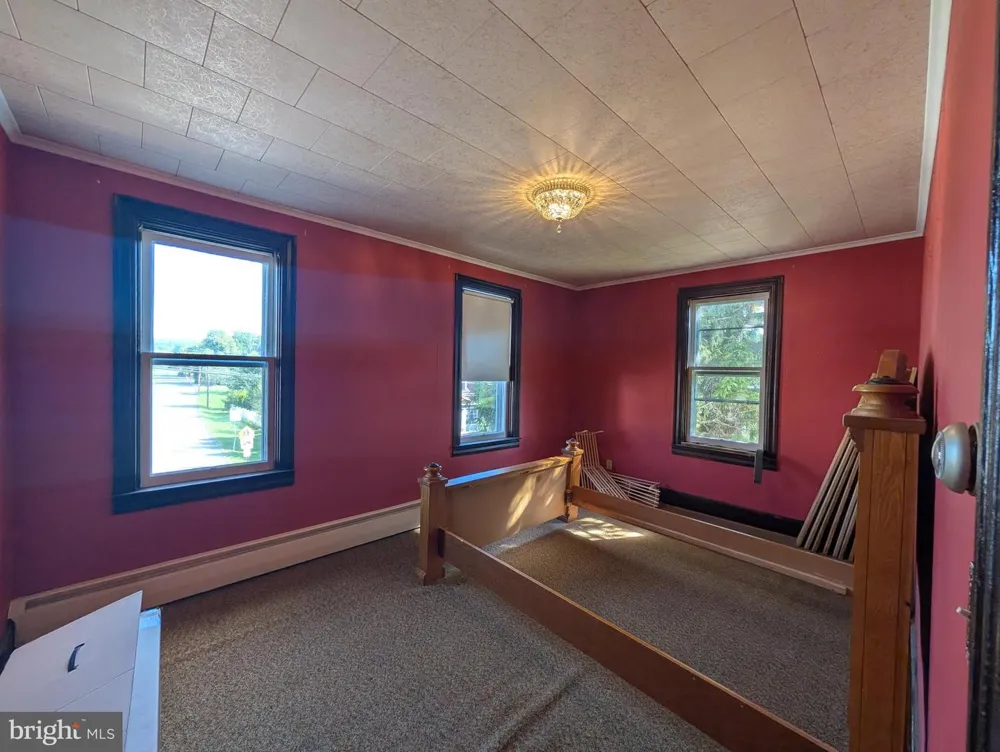 201 MAIN STREET Arendtsville, PA 17303