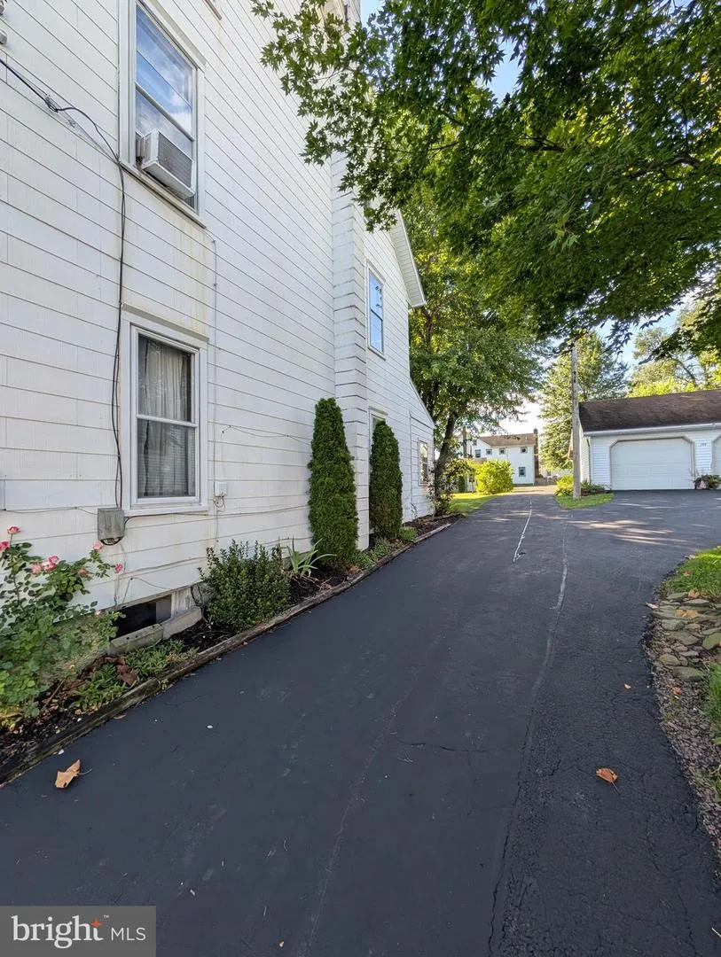 201 MAIN STREET Arendtsville, PA 17303