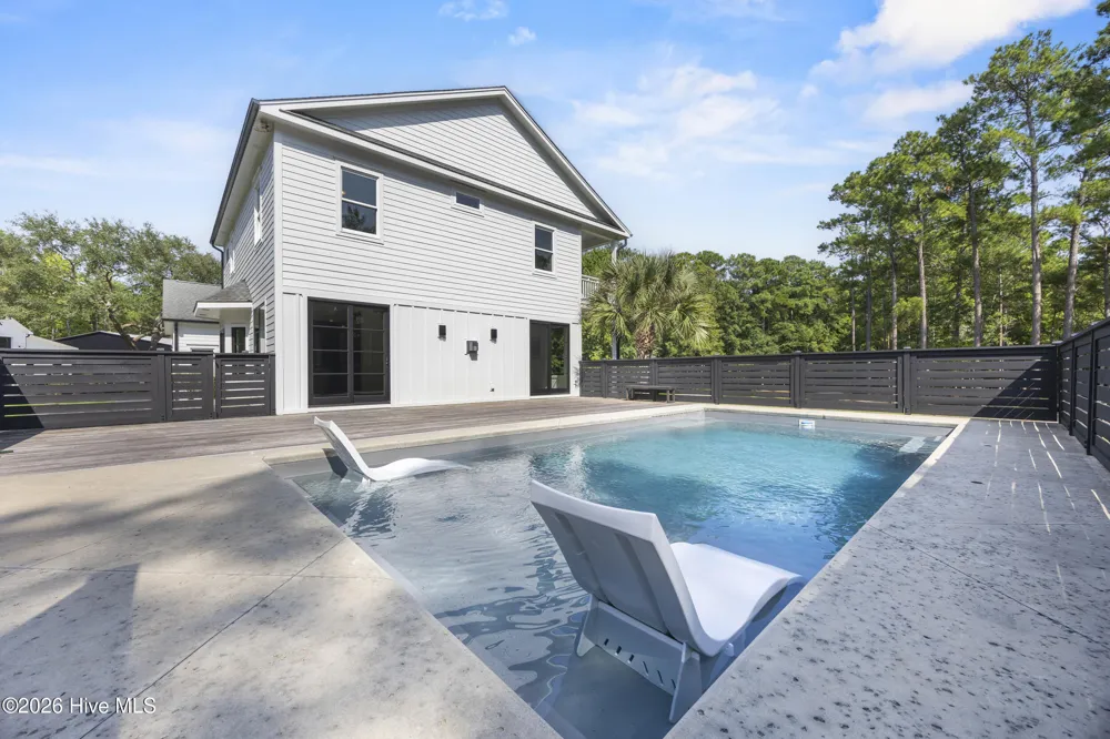 107 Patton Lane Hampstead, NC 28443