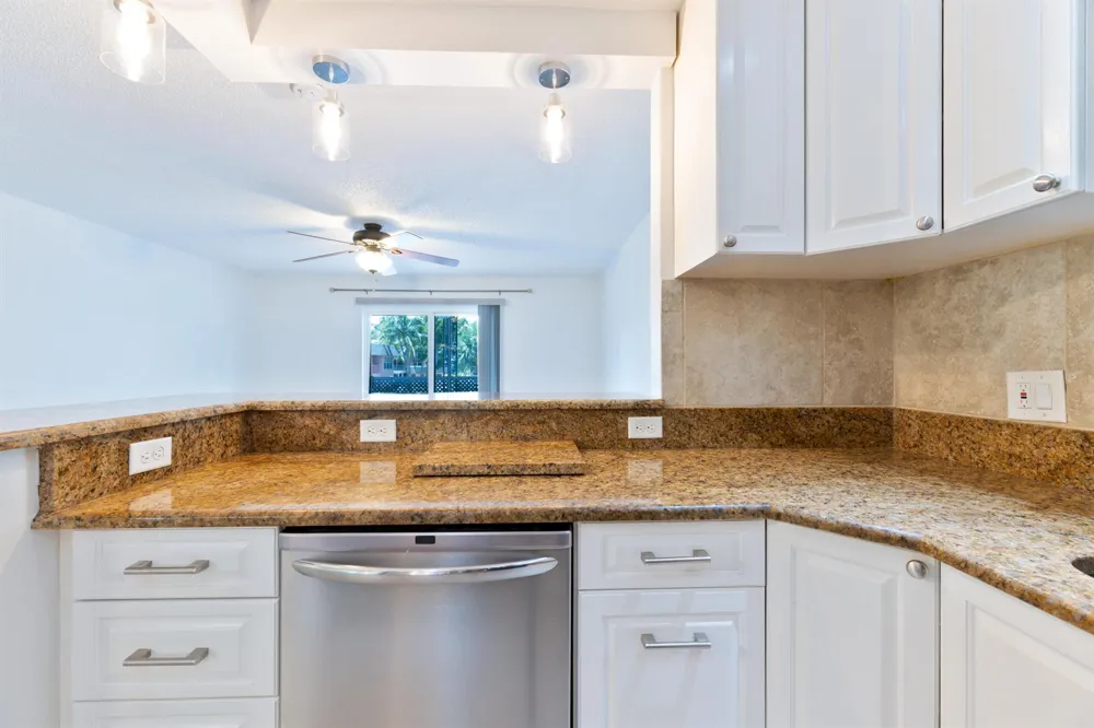706 SE 2ND AVENUE #429 Deerfield Beach, FL 33441