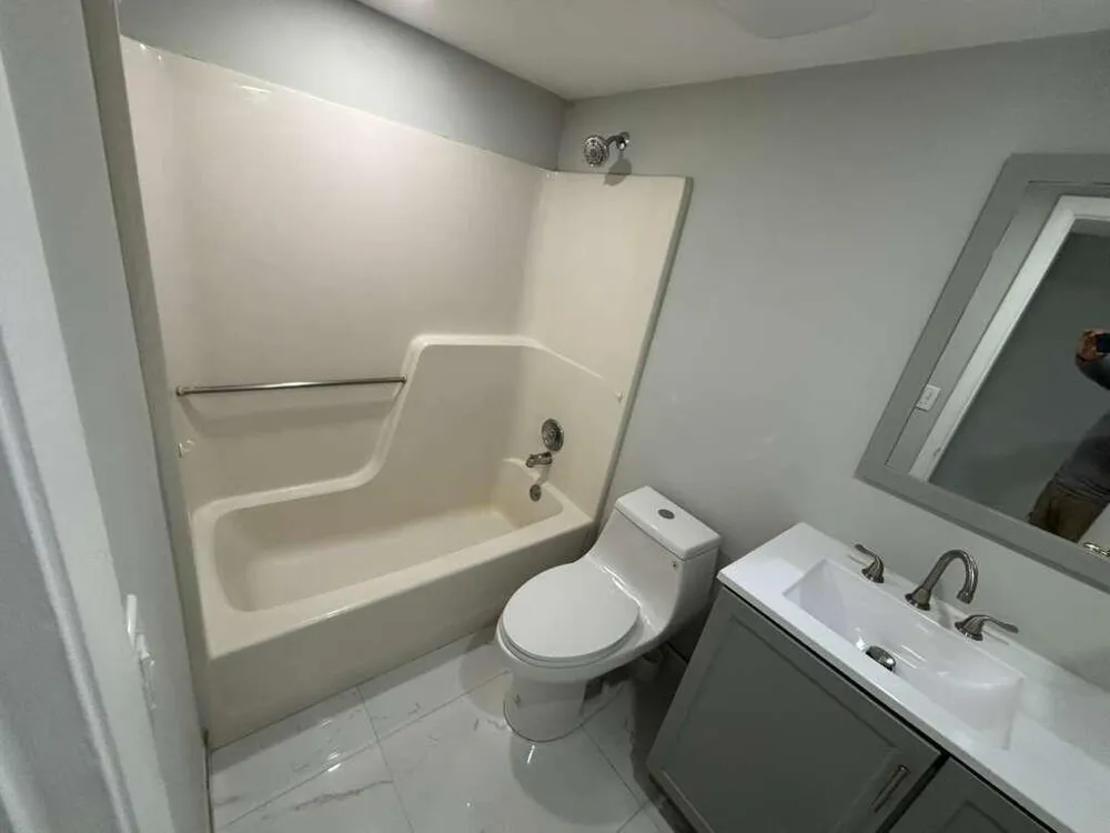 21913 Lake Forest Circle #201 Boca Raton, FL 33433