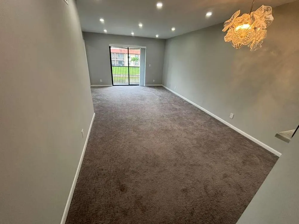 21913 Lake Forest Circle #201 Boca Raton, FL 33433