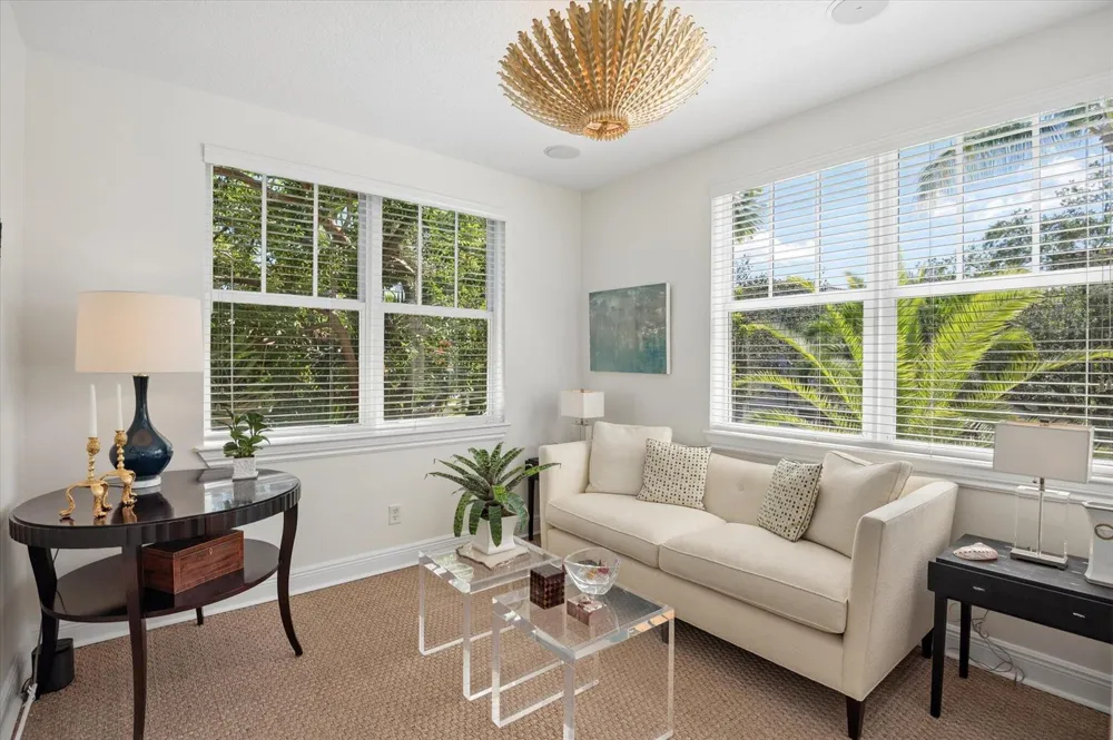 608 NE 11th Avenue Fort Lauderdale, FL 33304