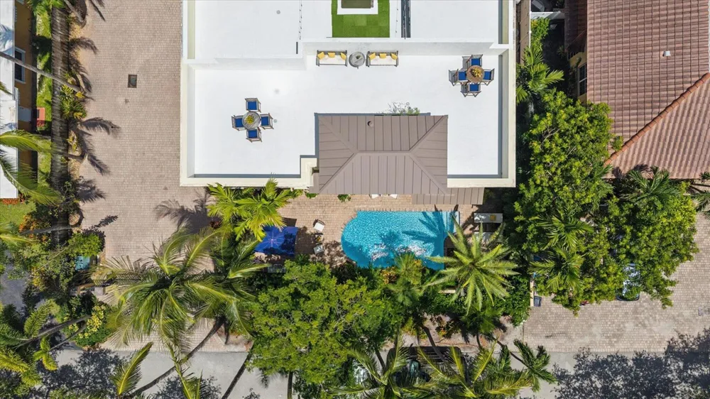 608 NE 11th Avenue Fort Lauderdale, FL 33304