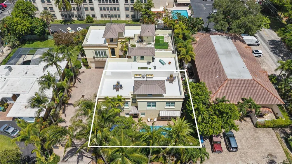 608 NE 11th Avenue Fort Lauderdale, FL 33304