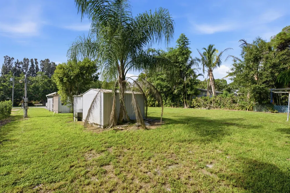 1823 SW College Street Stuart, FL 34997