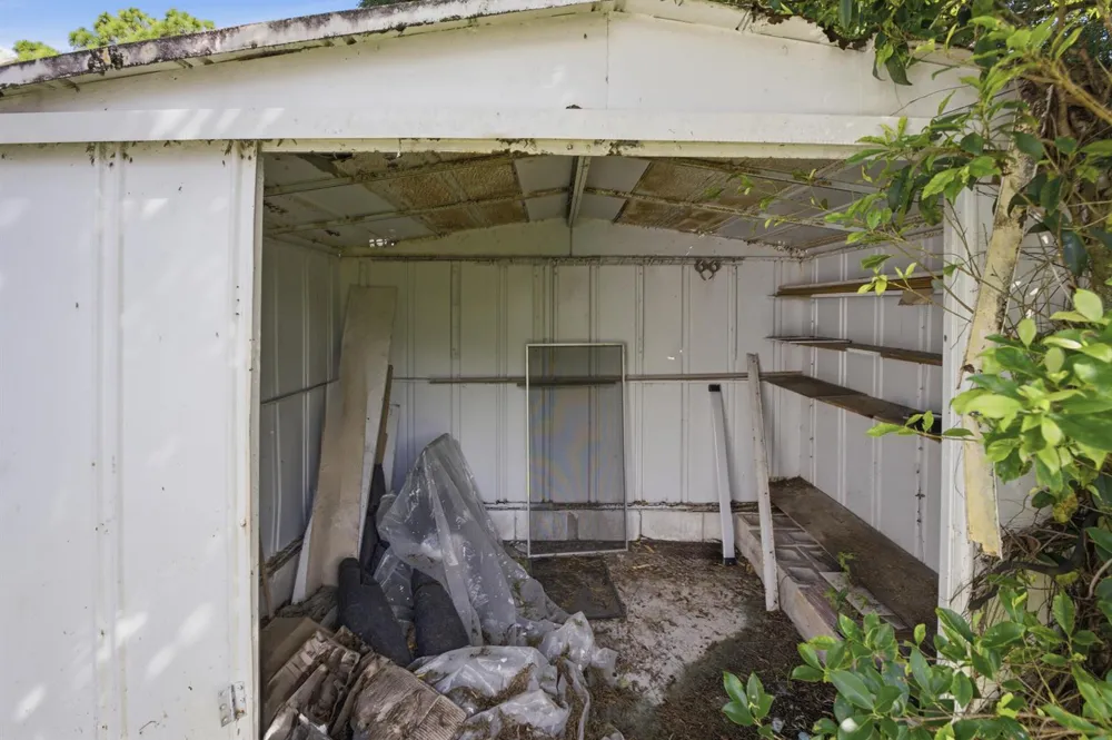 1823 SW College Street Stuart, FL 34997