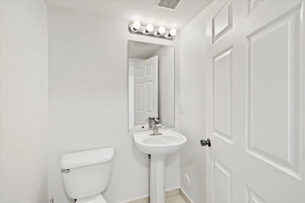 4962 Leeward Lane #3807 Fort Lauderdale, FL 33312