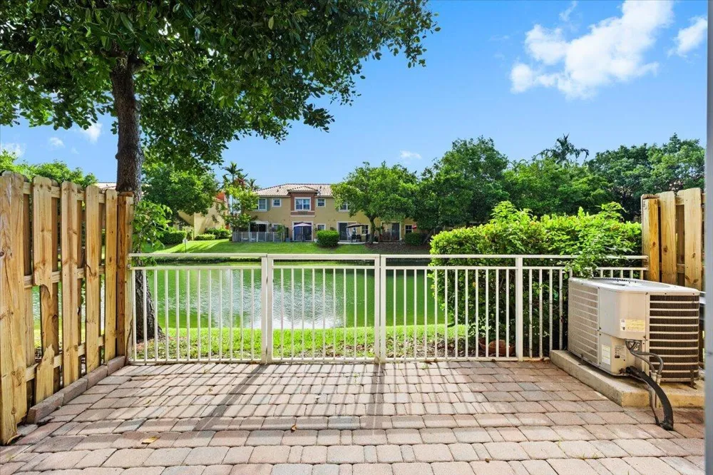 4962 Leeward Lane #3807 Fort Lauderdale, FL 33312