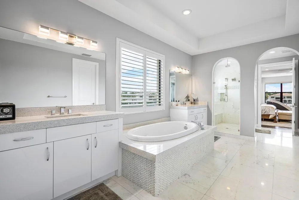 17511 Cadena Drive Boca Raton, FL 33496