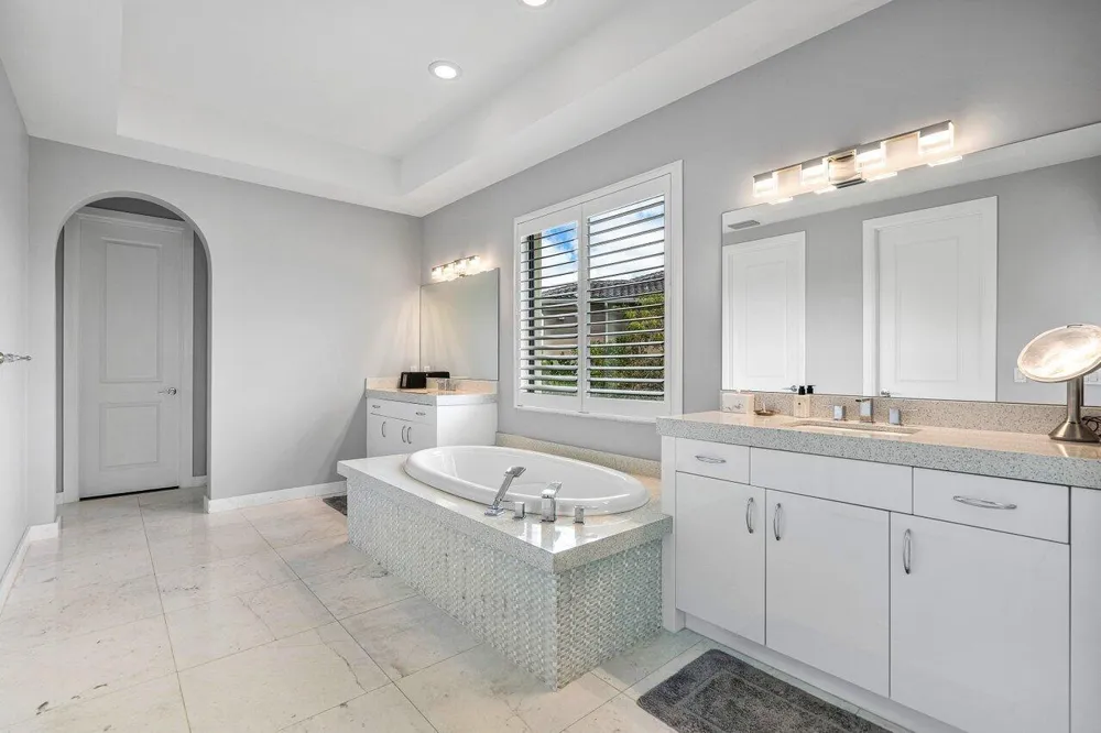 17511 Cadena Drive Boca Raton, FL 33496