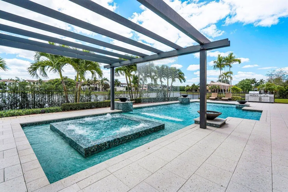 17511 Cadena Drive Boca Raton, FL 33496