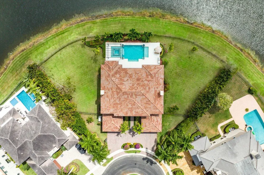 17511 Cadena Drive Boca Raton, FL 33496