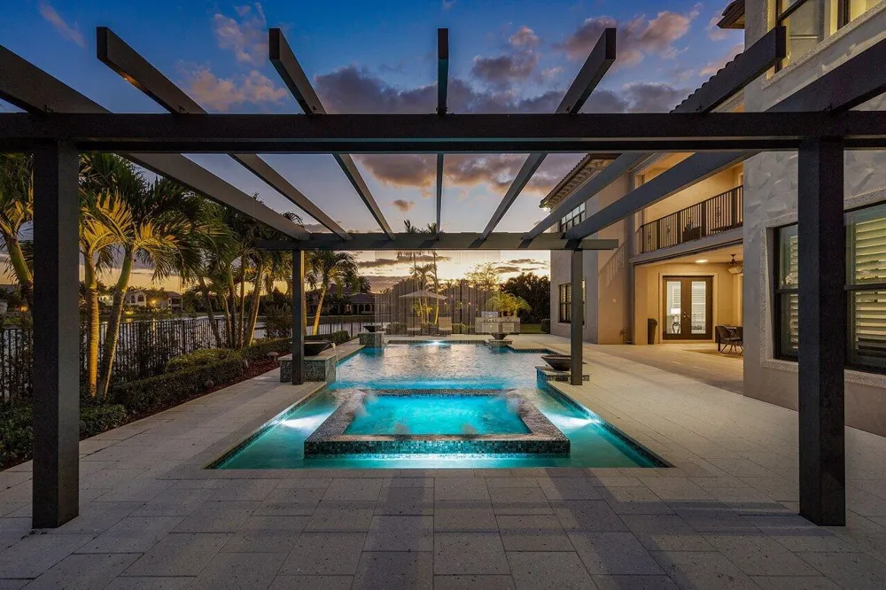 17511 Cadena Drive Boca Raton, FL 33496