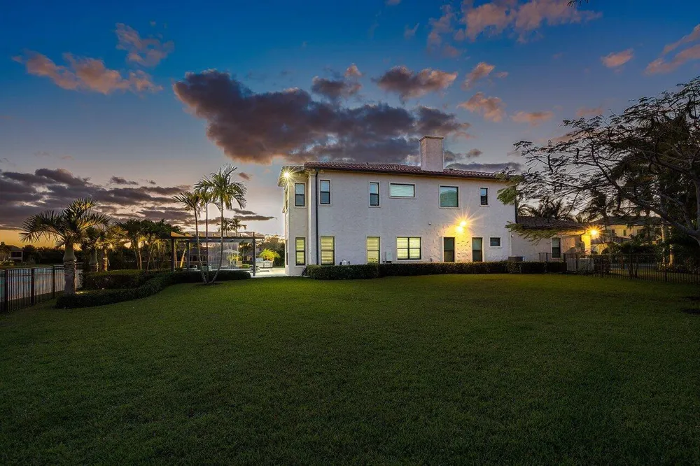 17511 Cadena Drive Boca Raton, FL 33496