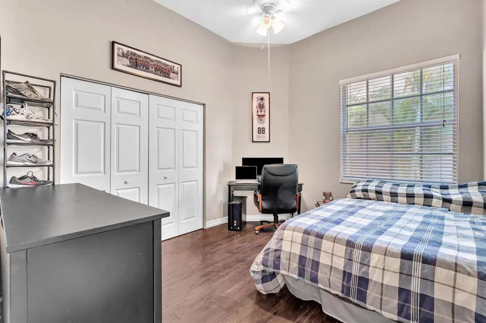 5828 NW 121st Avenue Coral Springs, FL 33076