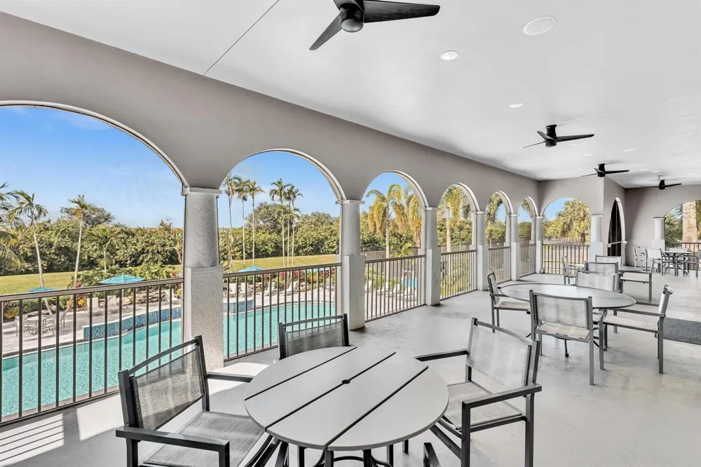5828 NW 121st Avenue Coral Springs, FL 33076