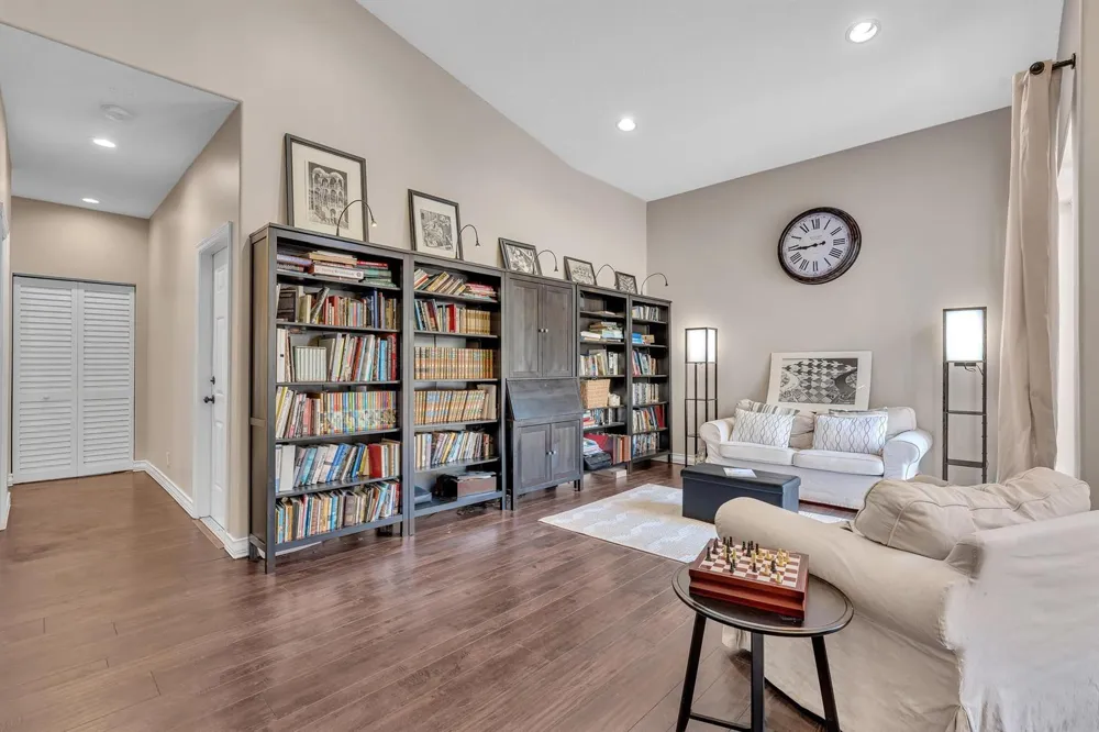 5828 NW 121st Avenue Coral Springs, FL 33076