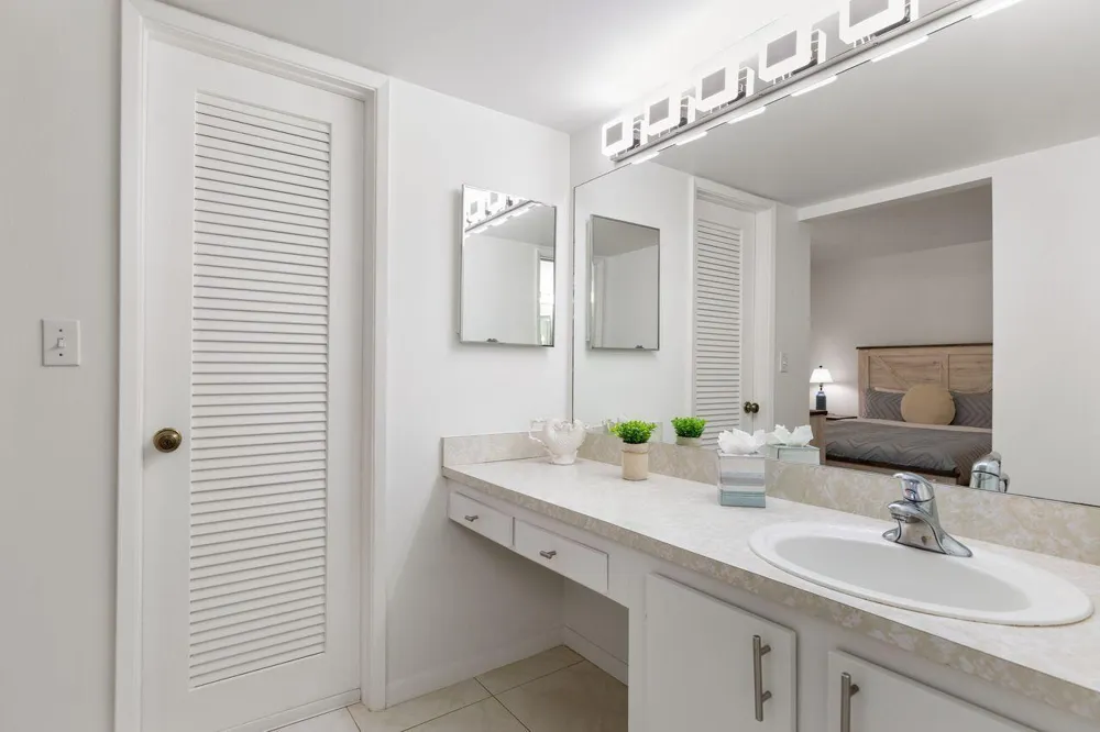 2455 LINDELL BOULEVARD #3210 Delray Beach, FL 33444