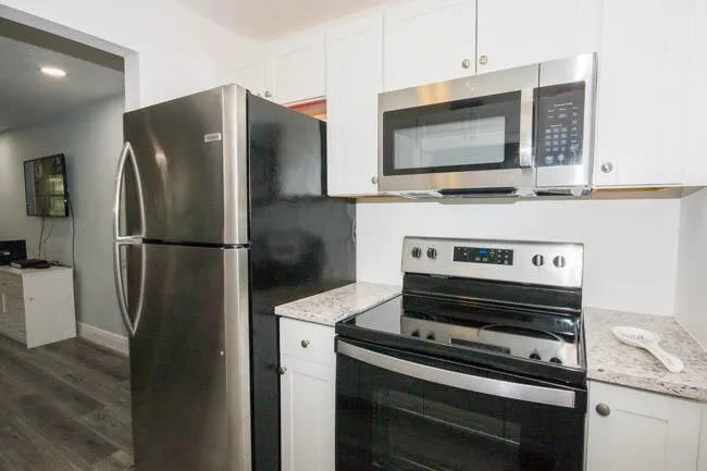 149 West Court Royal Palm Beach, FL 33411