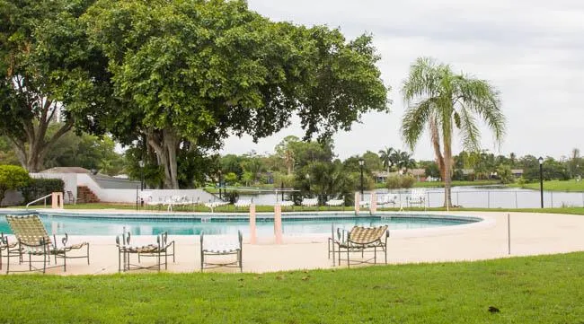 149 West Court Royal Palm Beach, FL 33411