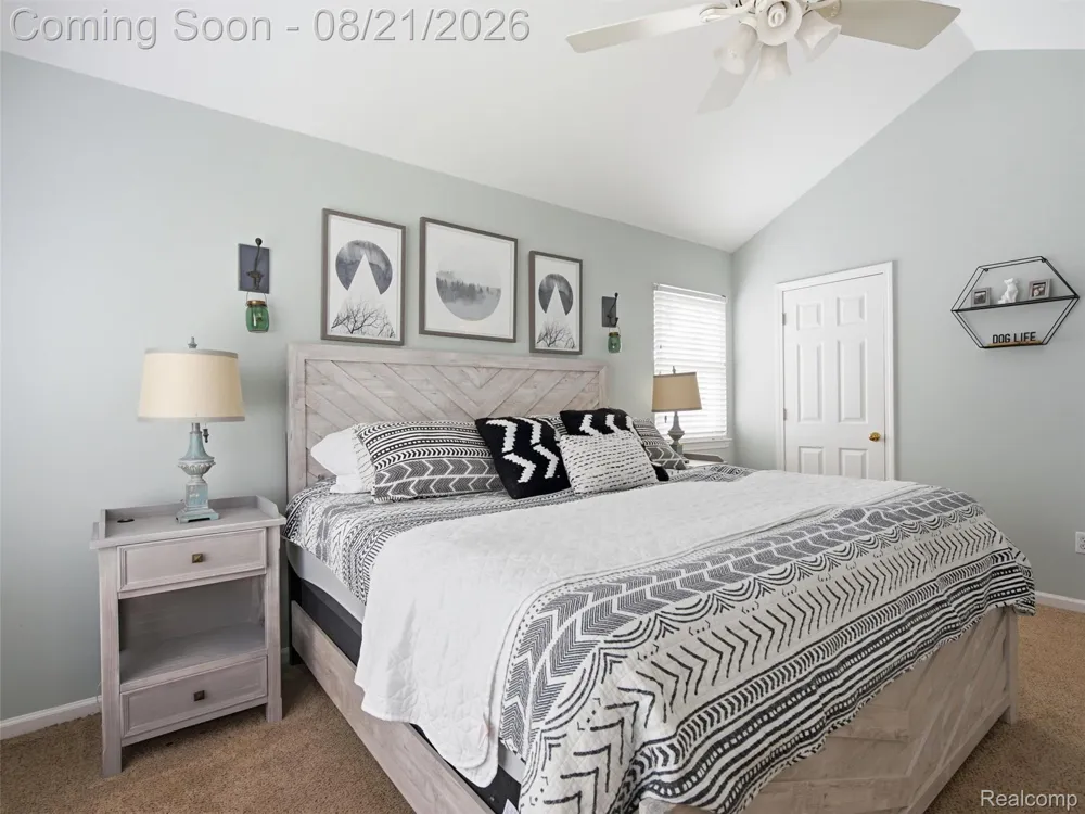 4167 Grassmere Court Waterford Charter Township, MI 48329