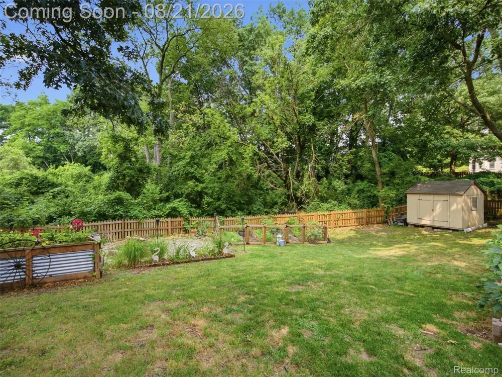 4167 Grassmere Court Waterford Charter Township, MI 48329