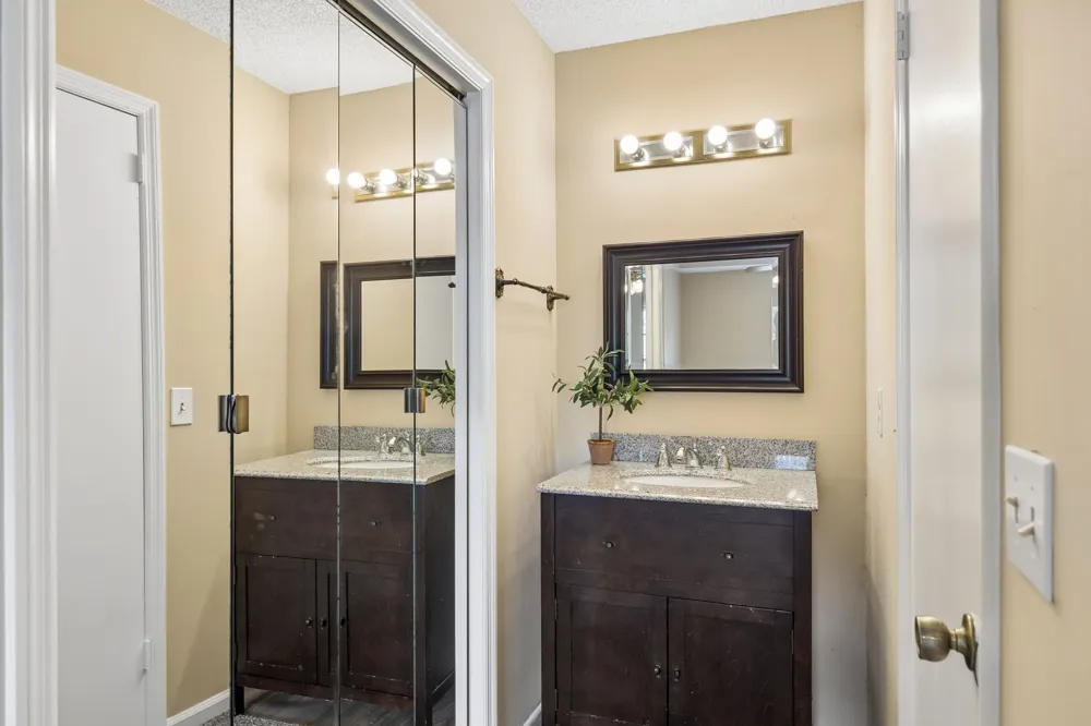 4905 Pebble Creek Dr Antioch, TN 37013
