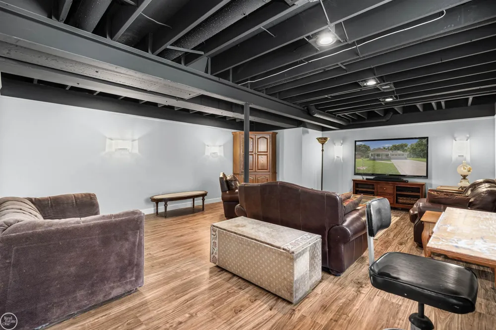 64110 Campground Road Washington Township, MI 48095
