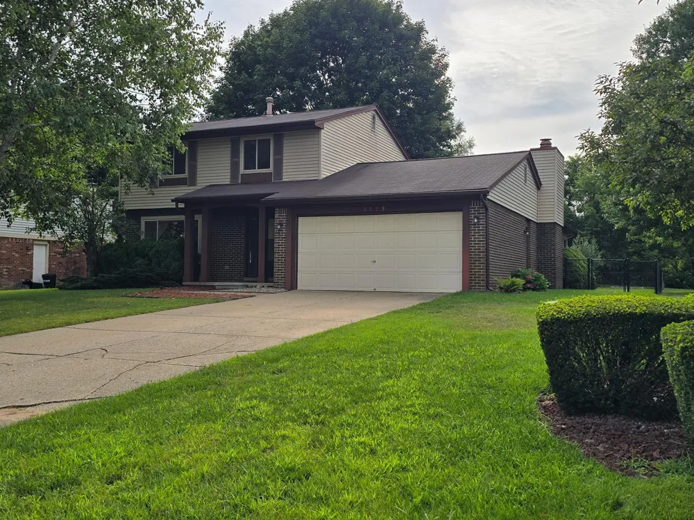 5189 Old Cove Road Independence Charter Township, MI 48346