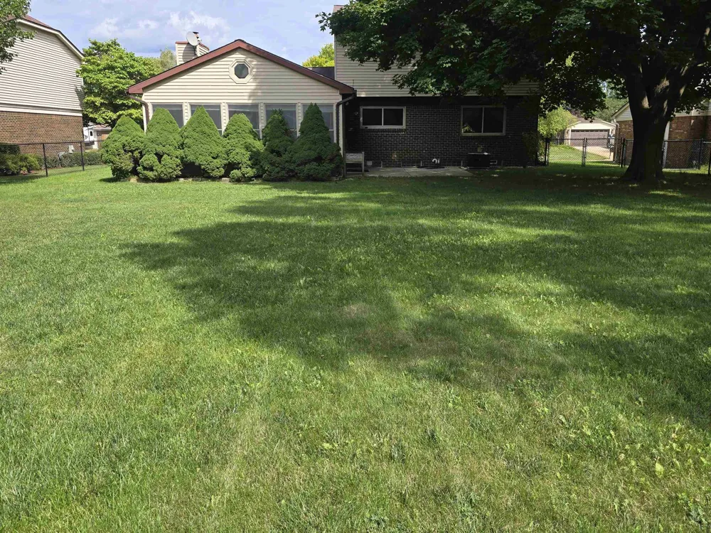 5189 Old Cove Road Independence Charter Township, MI 48346