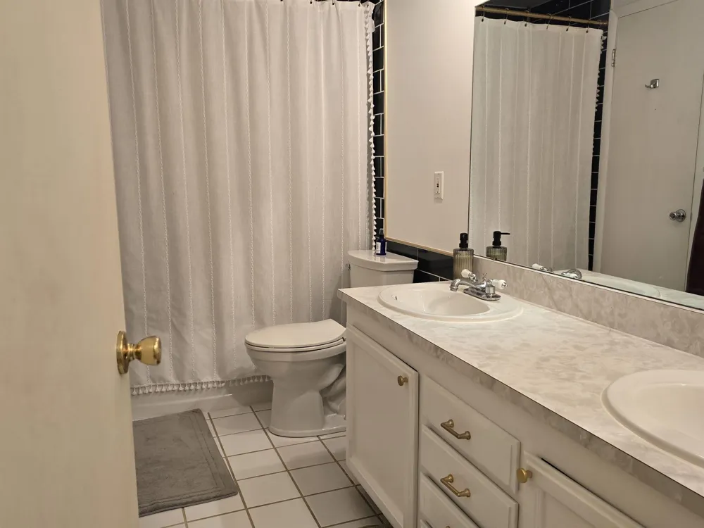 5189 Old Cove Road Independence Charter Township, MI 48346