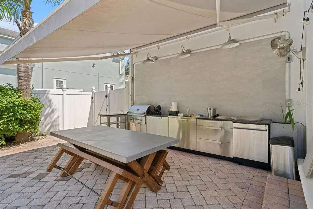843 OAK SHADOWS ROAD Celebration, FL 34747