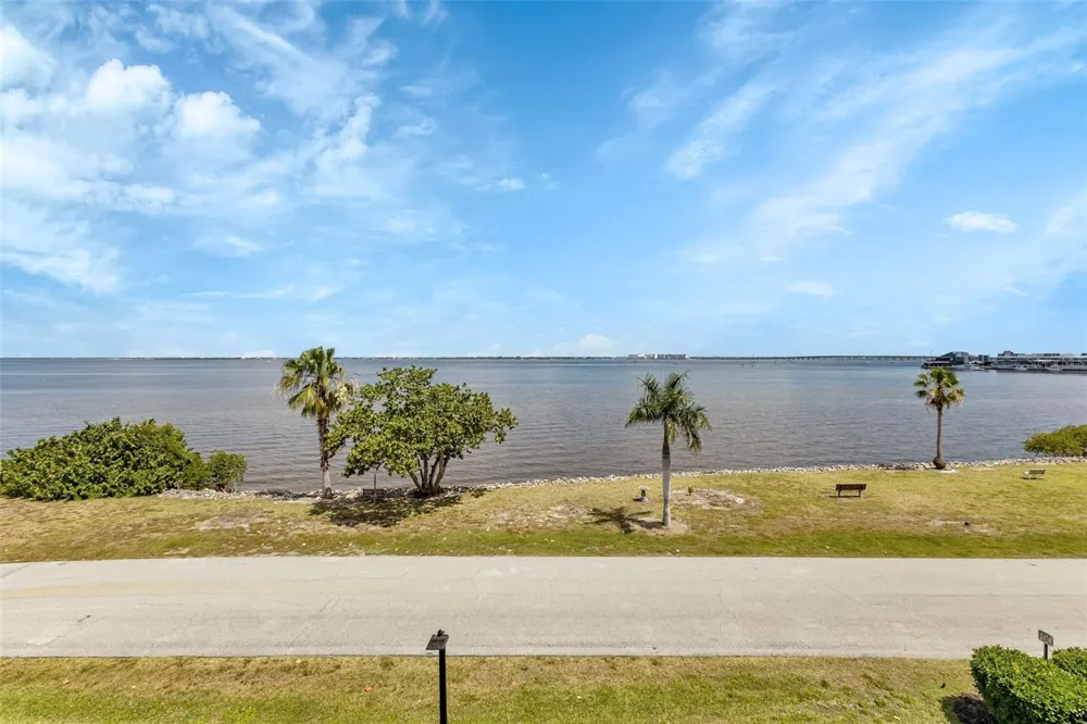 1500 PARK BEACH CIRCLE #3B Punta Gorda, FL 33950