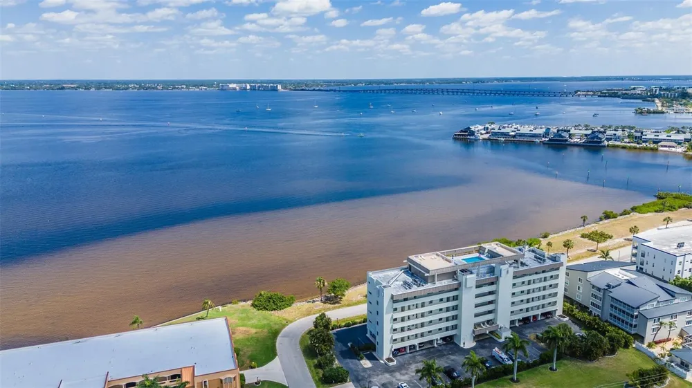 1500 PARK BEACH CIRCLE #3B Punta Gorda, FL 33950