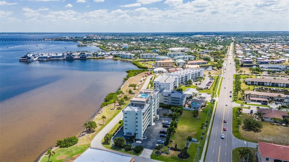 1500 PARK BEACH CIRCLE #3B Punta Gorda, FL 33950