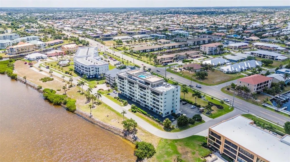 1500 PARK BEACH CIRCLE #3B Punta Gorda, FL 33950