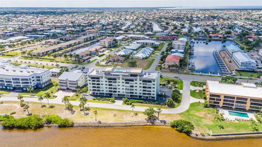 1500 PARK BEACH CIRCLE #3B Punta Gorda, FL 33950
