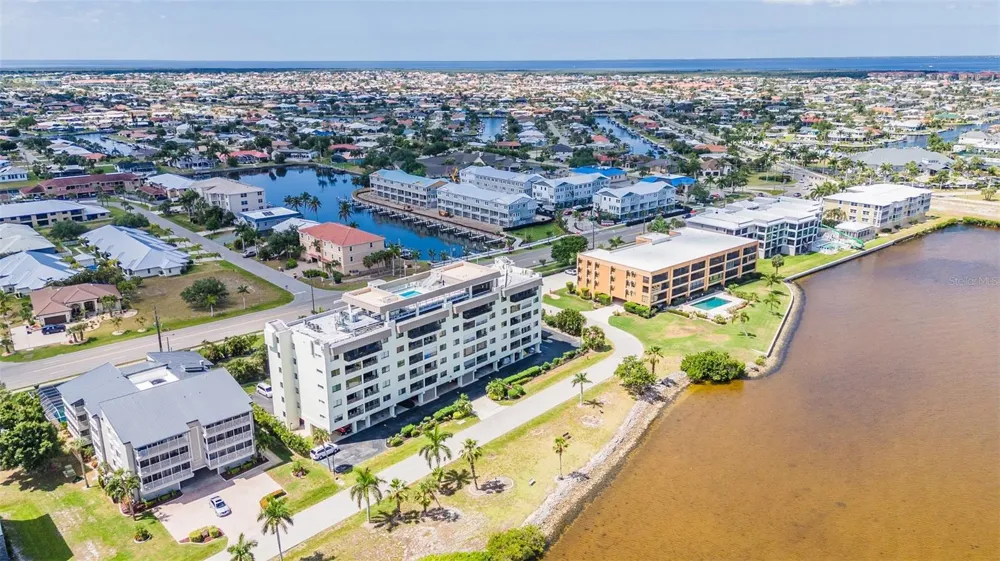 1500 PARK BEACH CIRCLE #3B Punta Gorda, FL 33950