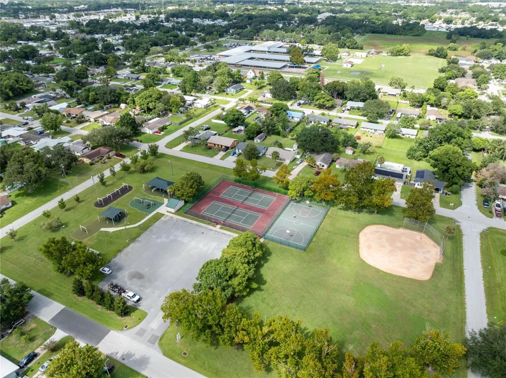 235 TENNESSEE AVENUE St Cloud, FL 34769