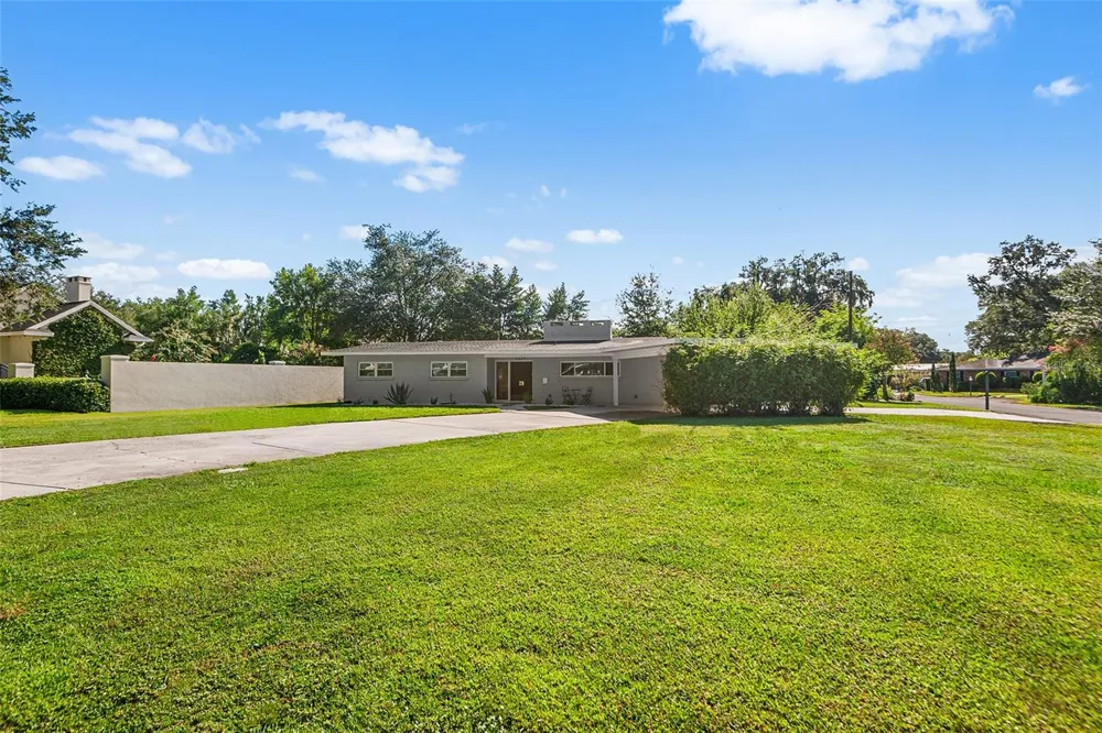 2624 EASTON TERRACE Lakeland, FL 33803