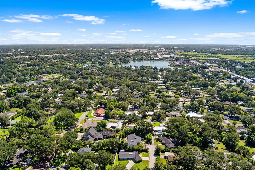 2624 EASTON TERRACE Lakeland, FL 33803