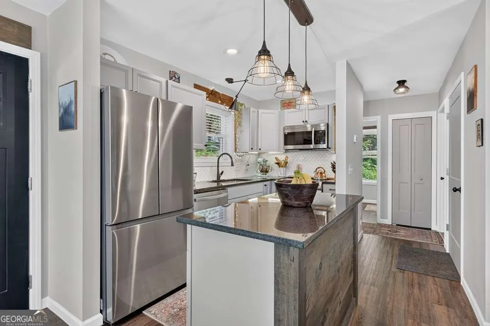 239 Lucille AVE Ellijay, GA 30540