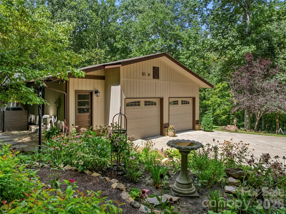 10 Brook Forest Drive Arden, NC 28704
