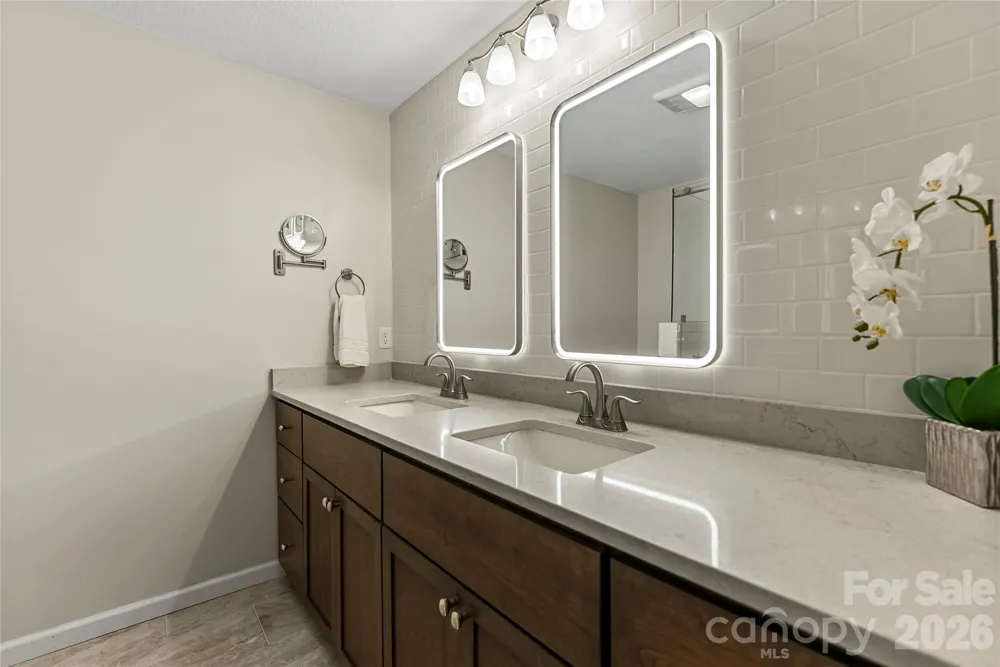 10 Brook Forest Drive Arden, NC 28704