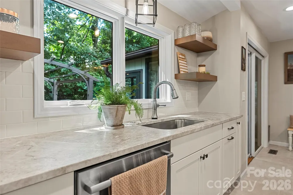 10 Brook Forest Drive Arden, NC 28704