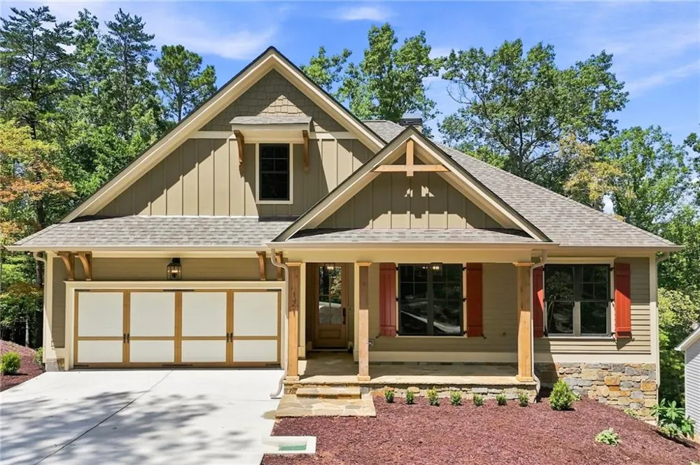 121 Bear Drive Waleska, GA 30183