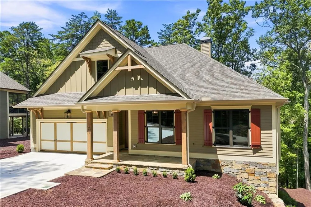 121 Bear Drive Waleska, GA 30183