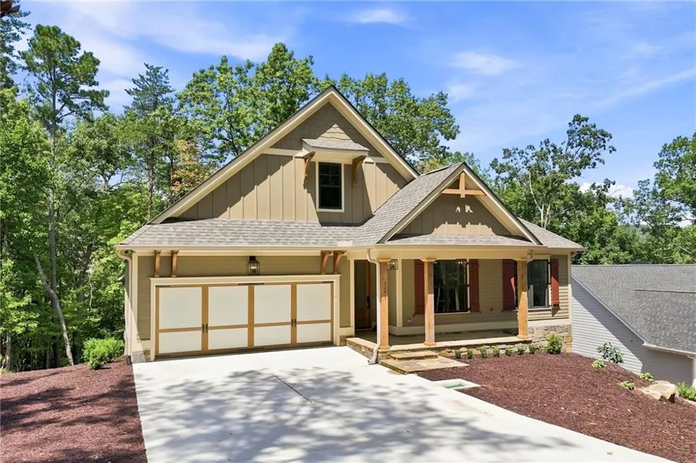 121 Bear Drive Waleska, GA 30183