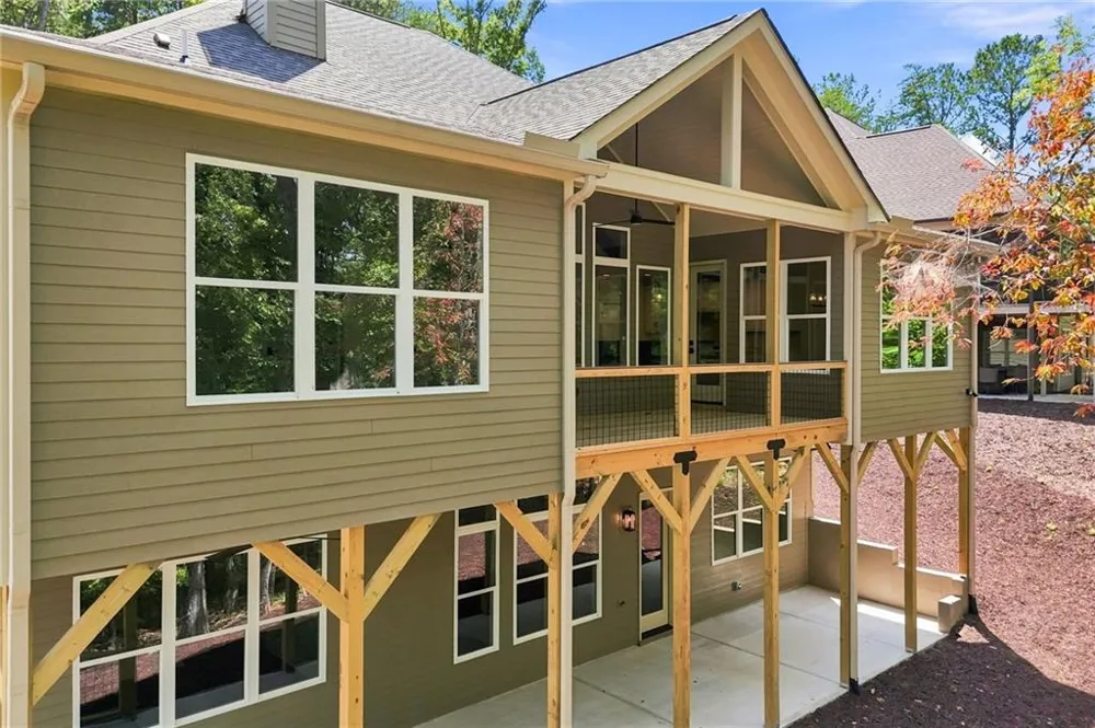 121 Bear Drive Waleska, GA 30183